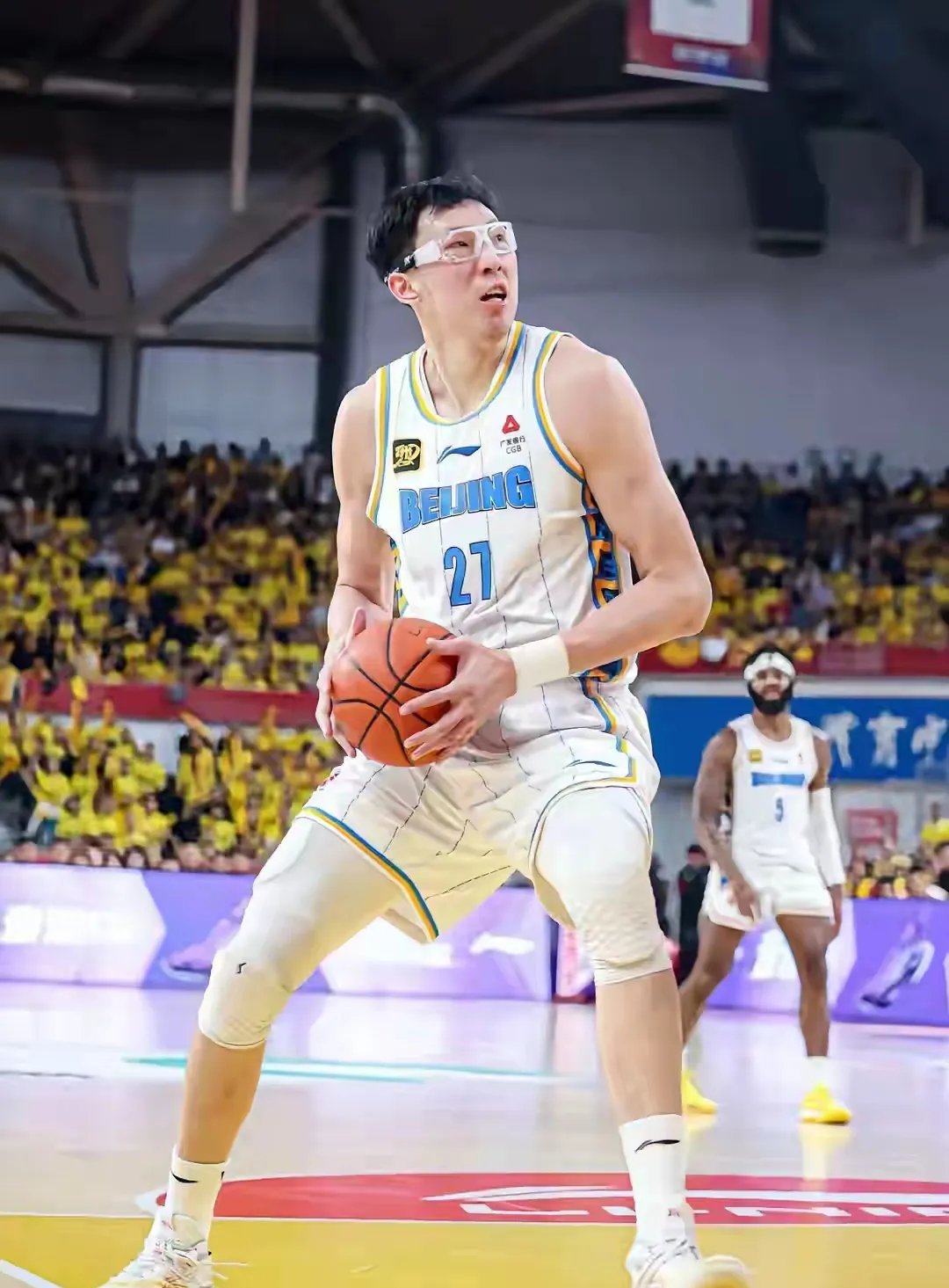 广厦男篮发布备战花絮，关键时刻完成体检，法国杯任务艰巨，医务组通报恢复(蓝染语录蓝染队长变了)-九游体育在线网站